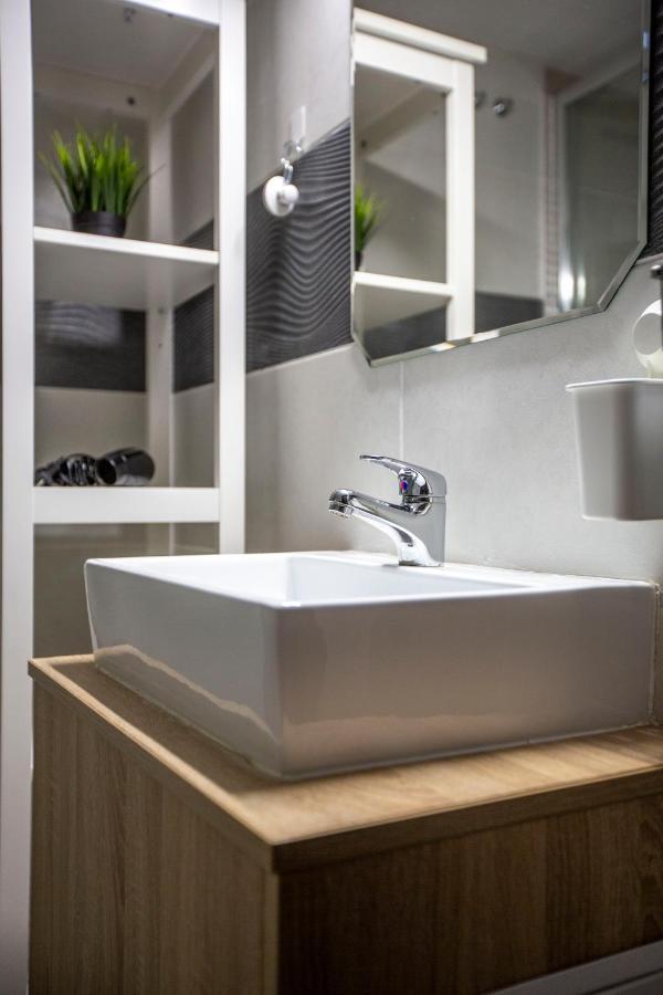 Deluxe Akacfa Apartments In The Heart Of บูดาเปสต์ ภายนอก รูปภาพ